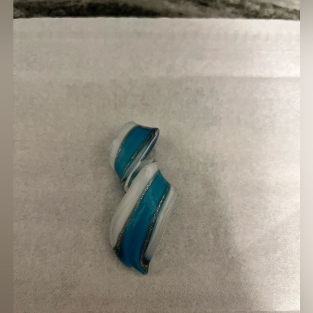 Blown glass pendent